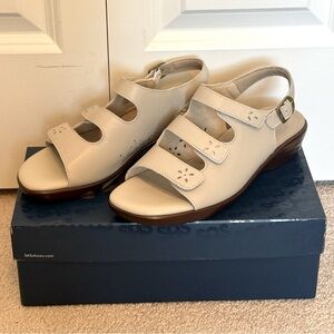 SAS Quatro slingback sandal